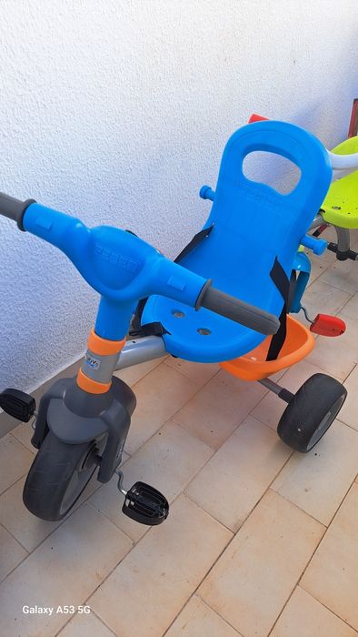 Triciclo usado azul