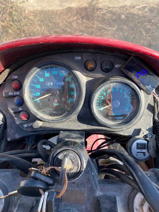 Vendo mota Kawasaki KLE 500