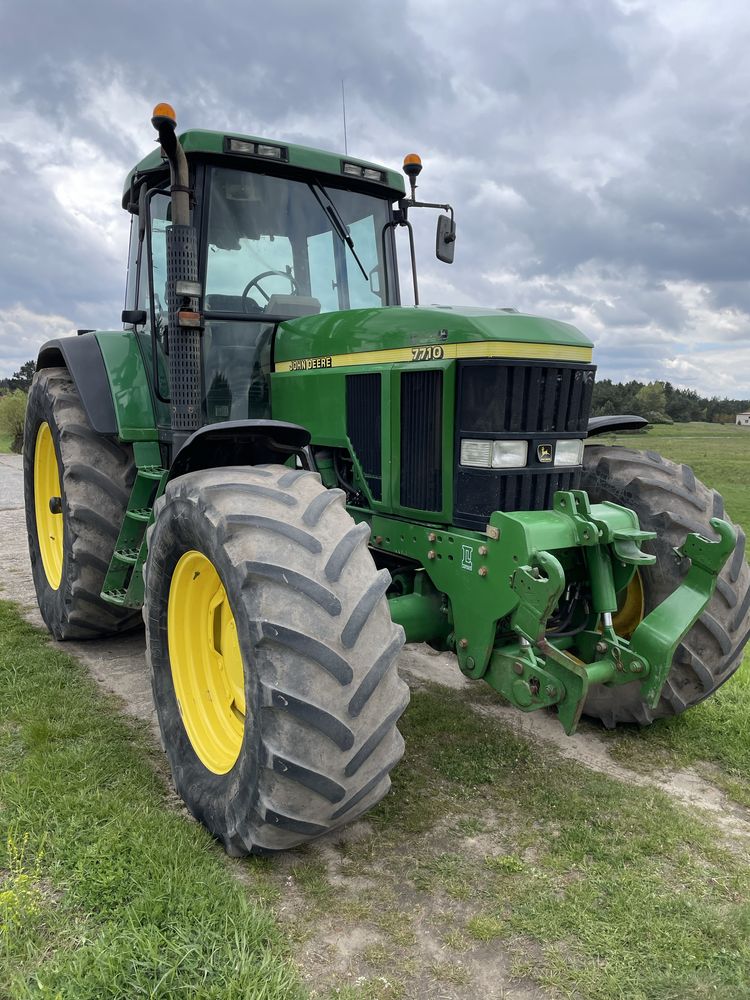 Ciagnik John Deere 7710 Power Quad TLS