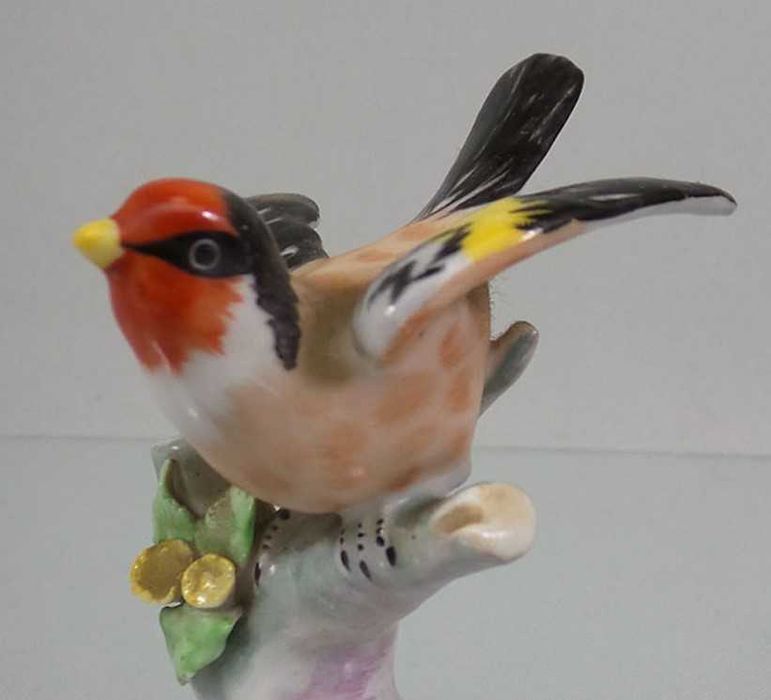 Bela escultura pássaro Artibus