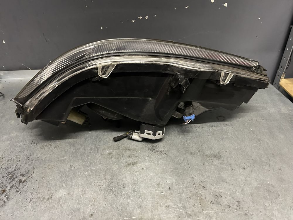 Lampa prawa przód Opel Astra G II 98-05r. Europa oryginał