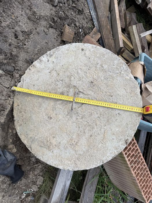 Pokrywa betonowa z rączką, właz do studni, szamba