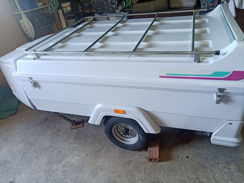 Auto tenda saurium