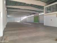 Armazém Comercio/Serviços Zona Industrial Évora-1030 m2