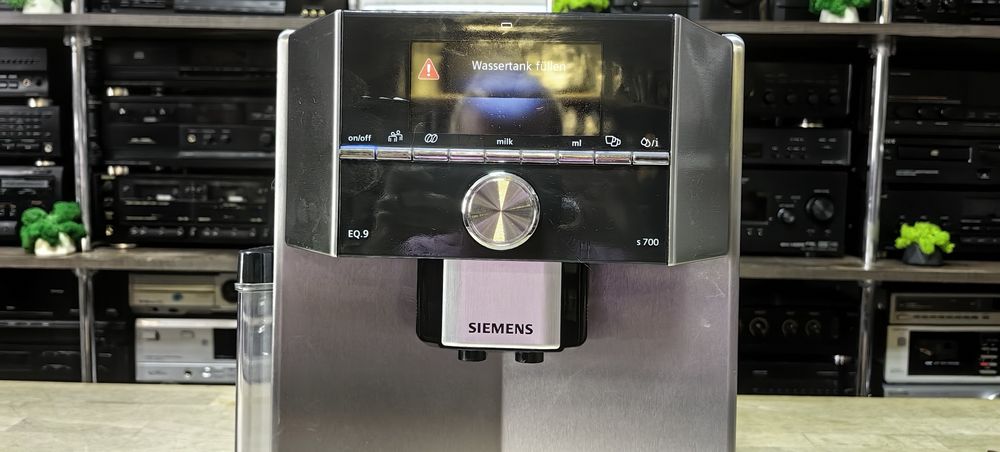 Кавова машина Siemens EQ.9 S700