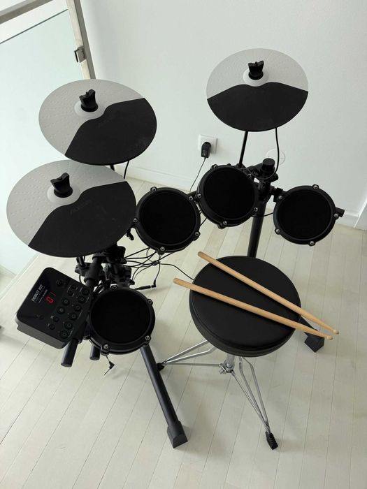 Bateria Eletrónica ALESIS Debut Kit