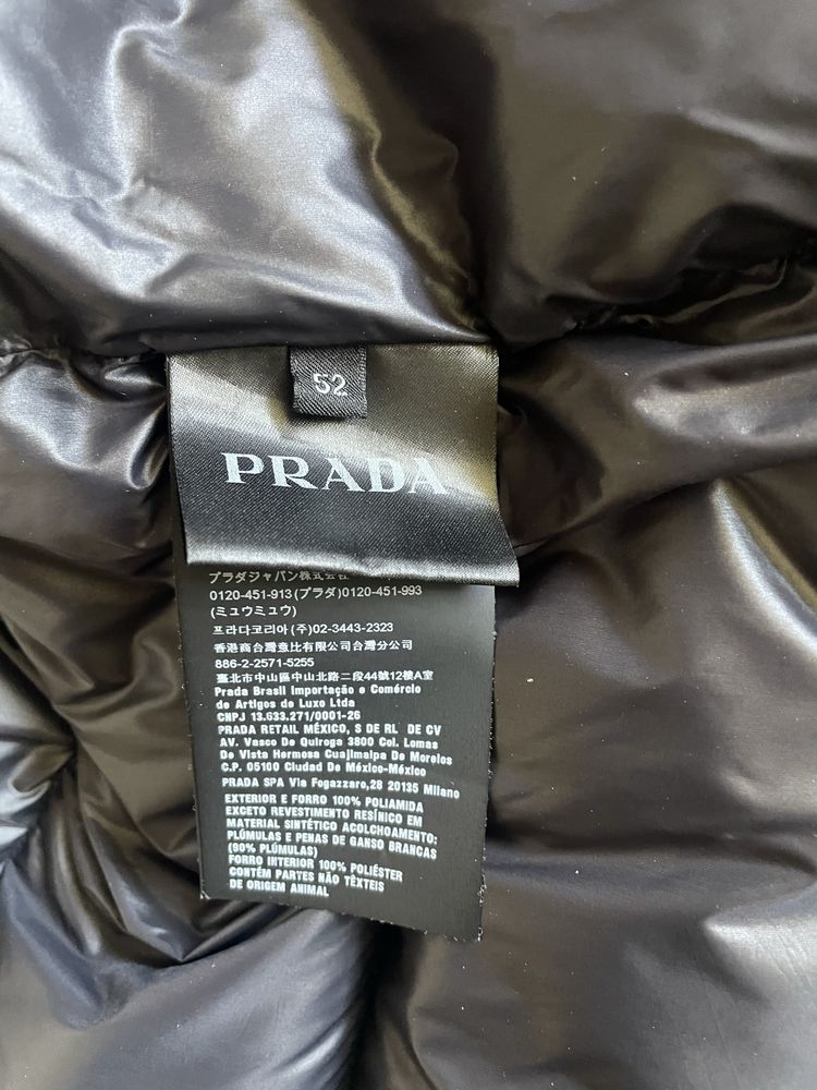 Пуховик Prada размер 52
