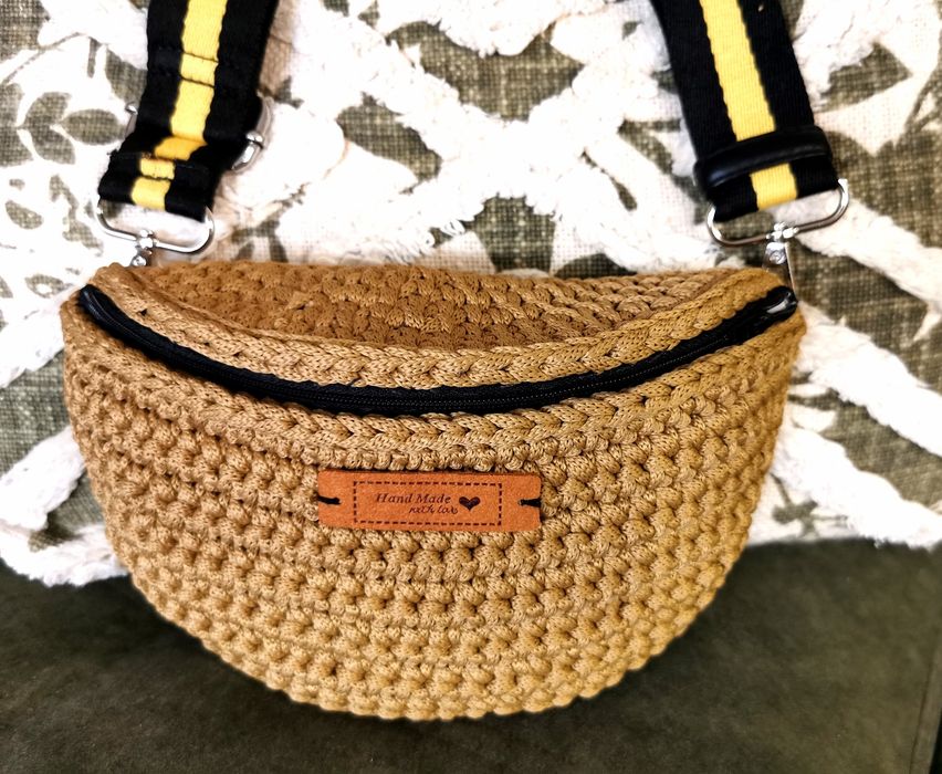 Nerka ręcznie robiona na szydełku