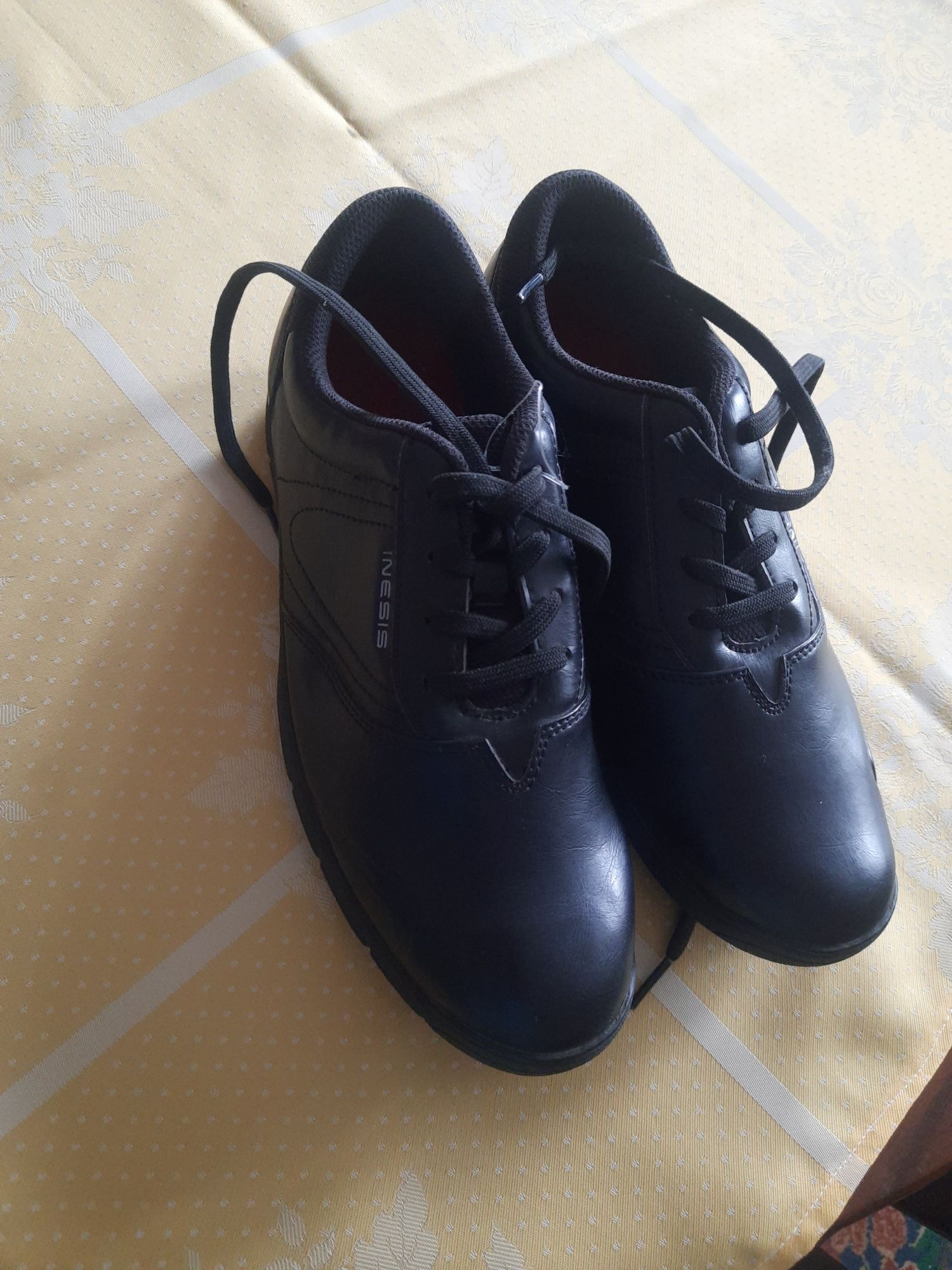 Buty do golfa inesis