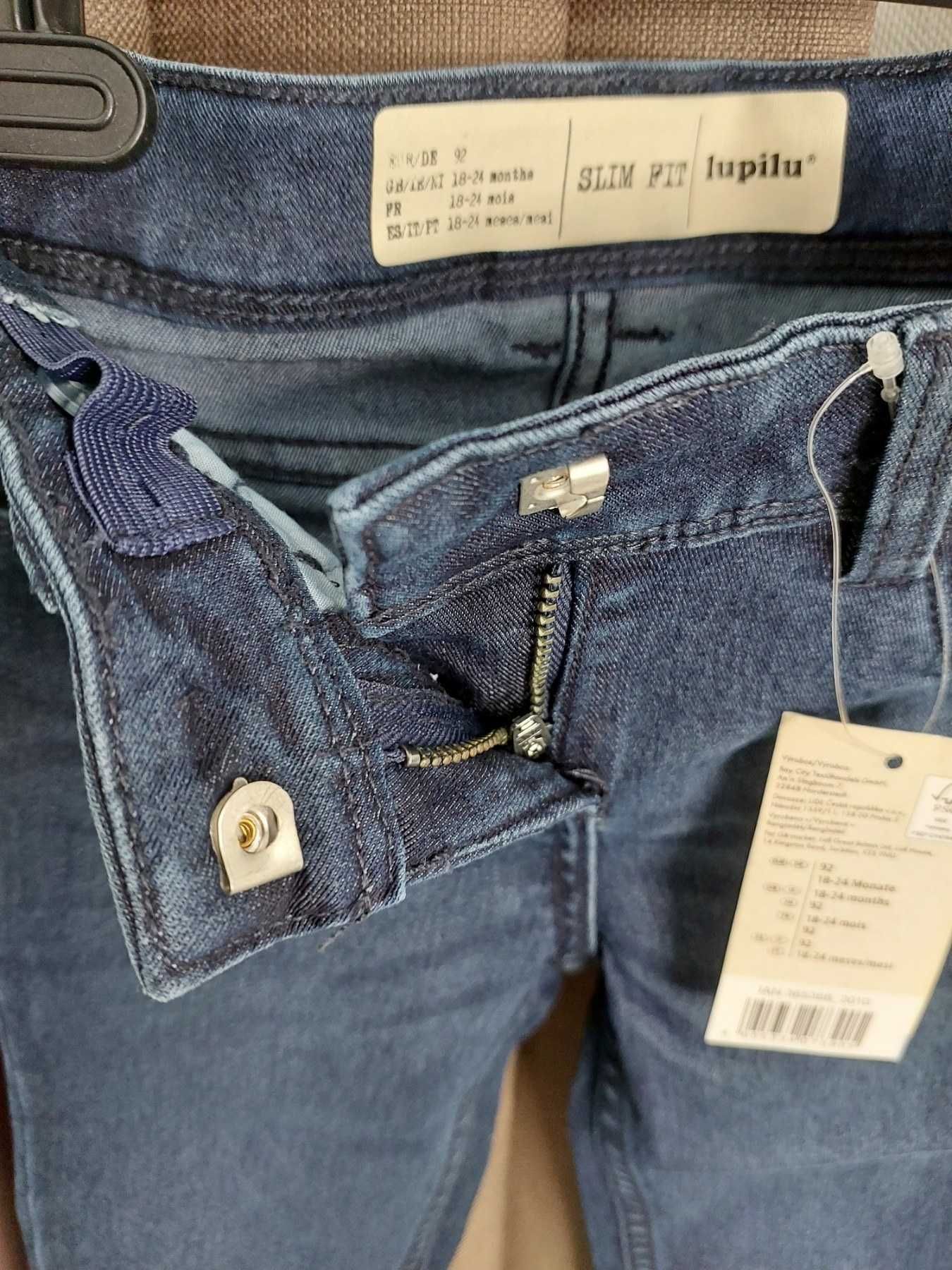 Джинсы (Slim Fit) Lupilu  на девочку рост 92 см (18-24 мес.)