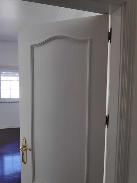 Portas madeira ( já só tenho 3 portas ) PARA DESPACHAR