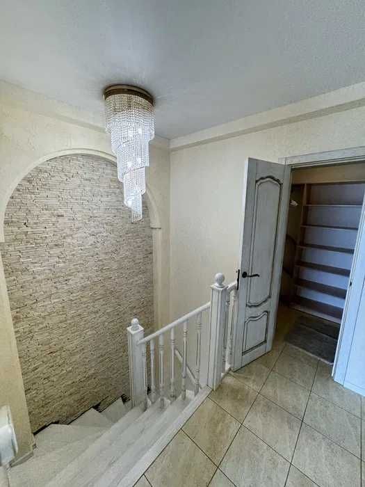 Аренда квартиры 3к 115м2 2-х уровневая Солнечный/пр-т Правды/Центр