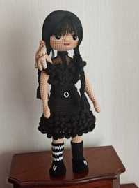 Lalka Wednesday Addams ręcznie robiona na szydełku handmade