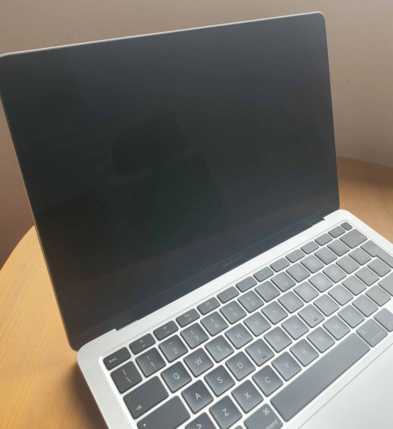 Macbook Air 2020