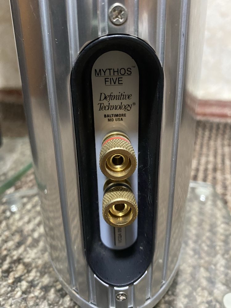 Definitive Technology Mythos Five