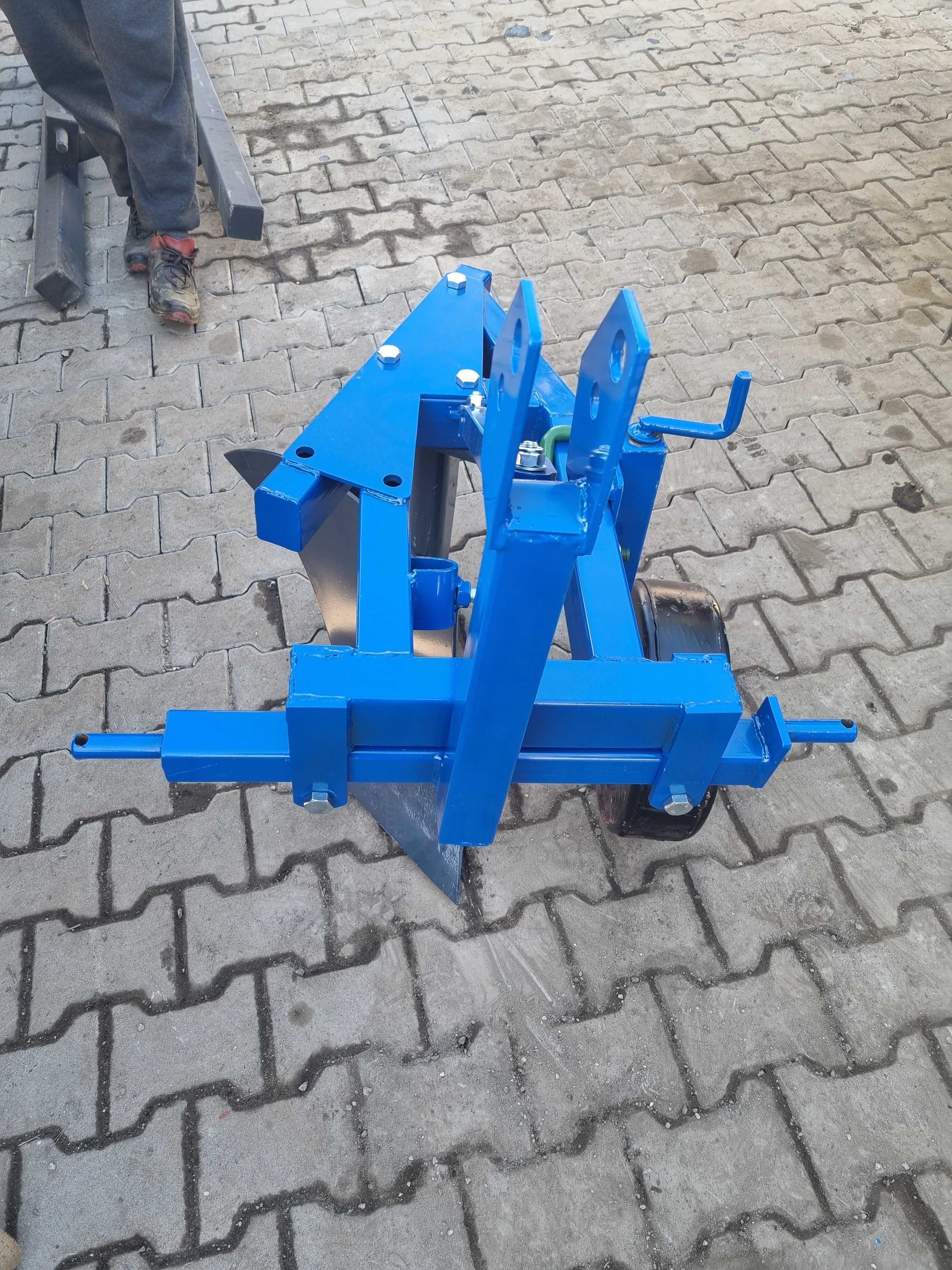 Mini płużek 25cm do traktorka kat. 1 1 skibowy