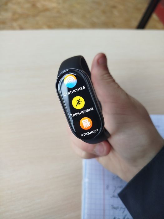 Продам Mi bend 10