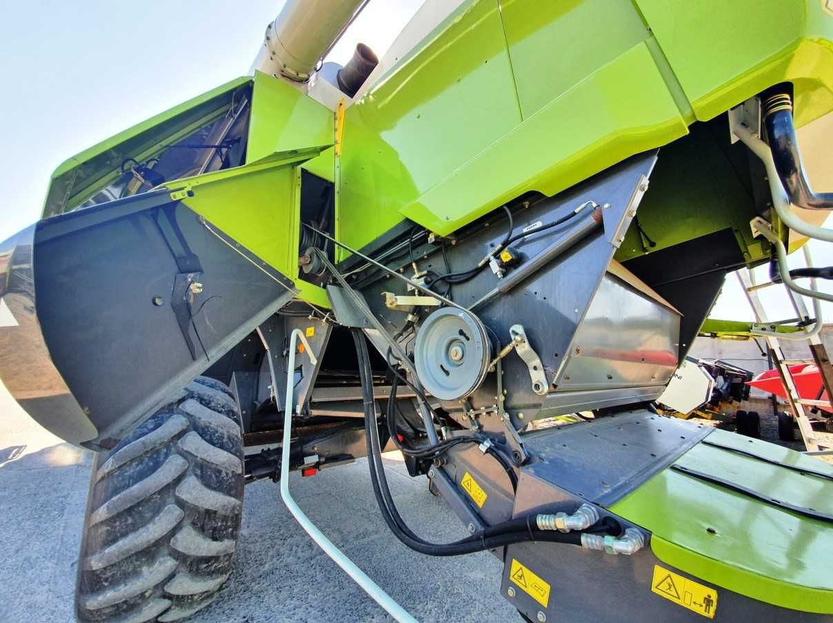 Комбайн Claas Lexion 580+ (2010)