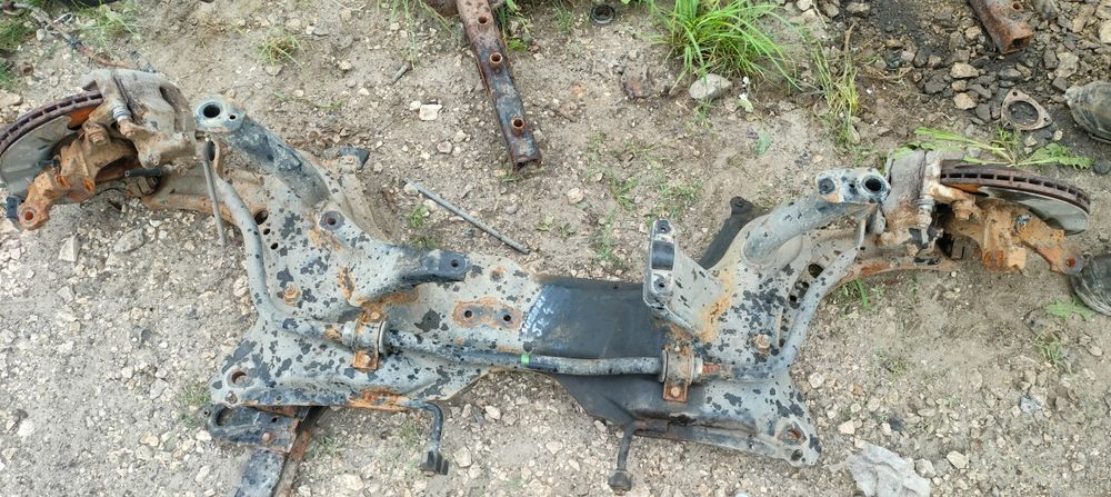 Suzuki SX4 Fiat Sedici sanki kołyska zawieszenie przód