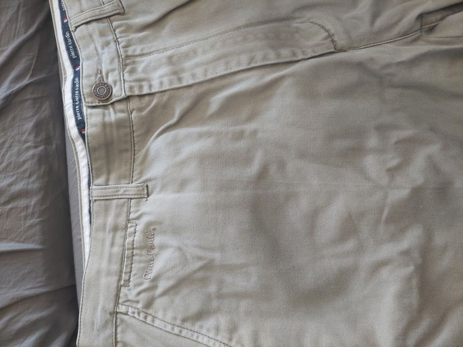Calças beje Pierre Cardin