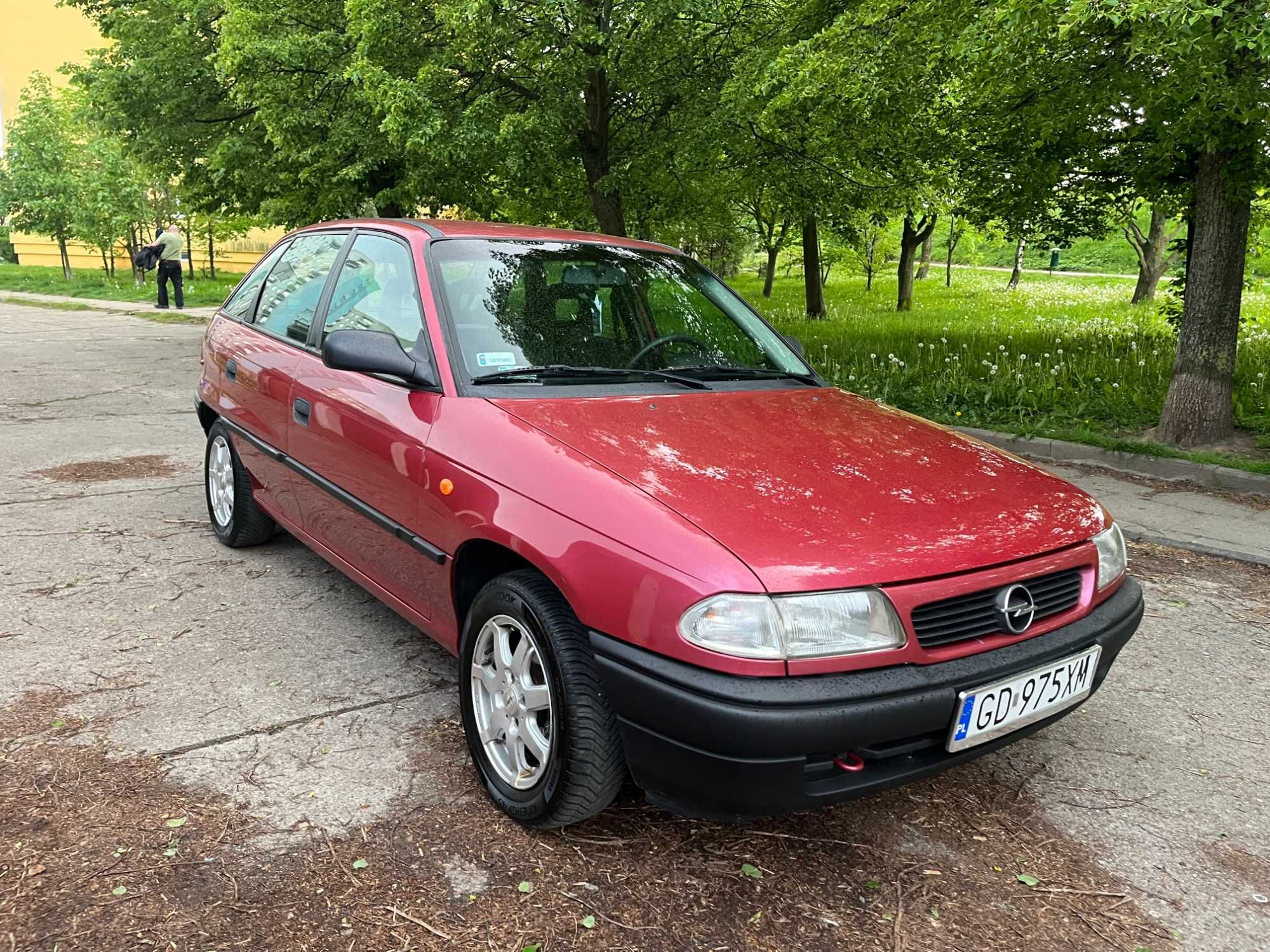 Opel Astra F polski salon, niski przebieg ! stan BDB !