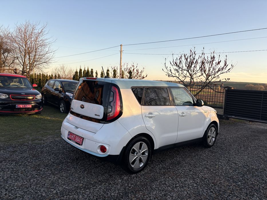 Kia Soul EV 2015