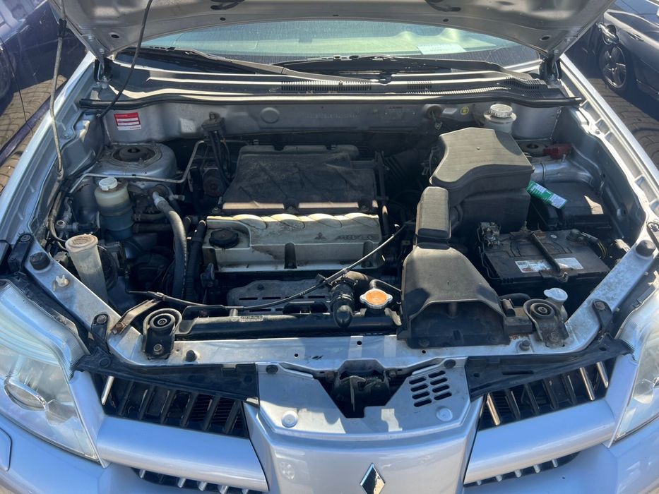 Аутлендер 2006г 2.4мех  бенз на ЗСУ