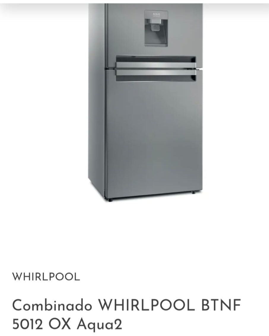 Frigorífico Combinado whirlpool com dispensador de água