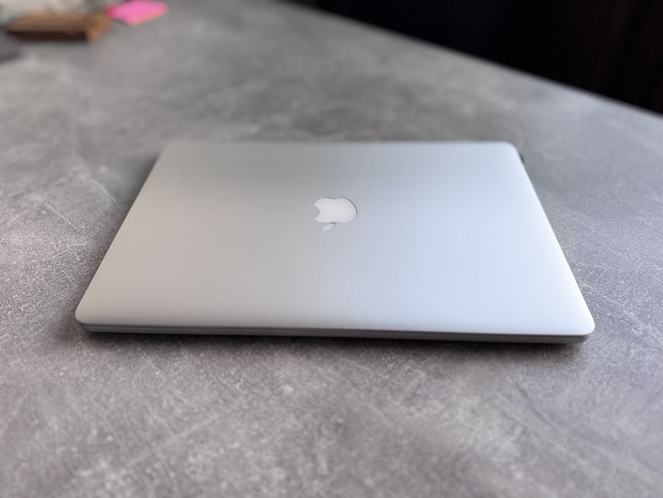 Macbook pro 15 retina 2015