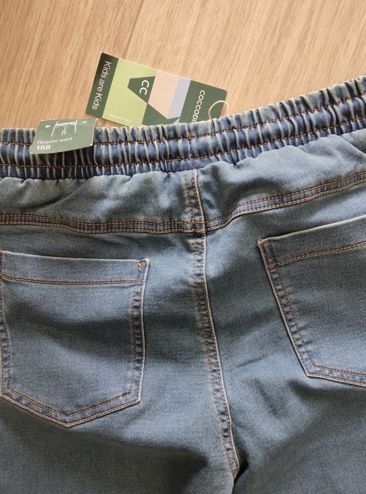 Nowe spodnie chłopięce