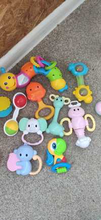 Іграшки для малюків, брязкальця, цокотушки, іграшки для найменших