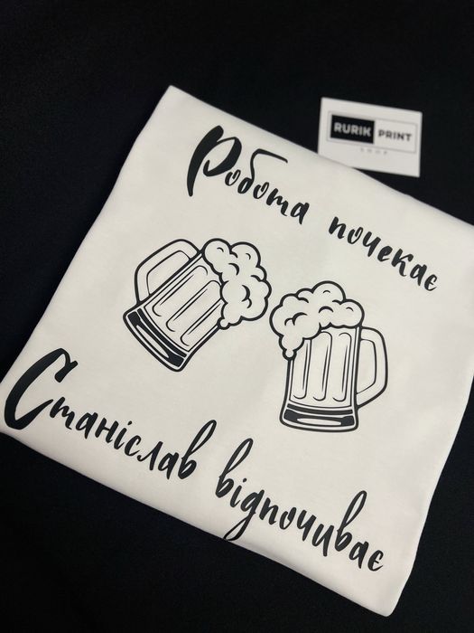 Футболка з принтами на замовлення