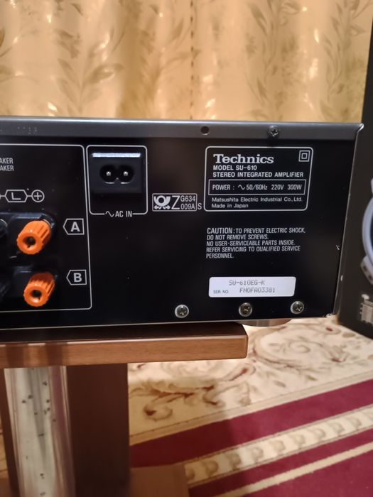 Стерео усилитель "Technics SU-610". 2×90W, Japan