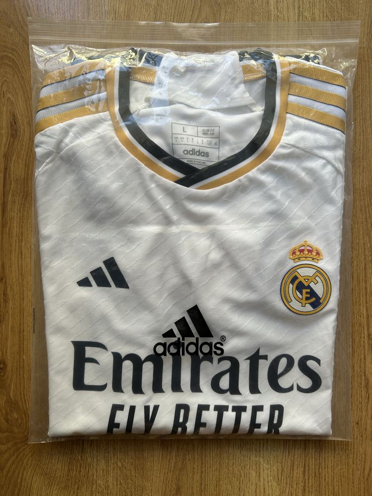 Equipamento principal Real Madrid 2023/2024 Tamanho L