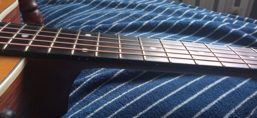 Gitara elektroakustyczna Taylor 210 CE leworęczna