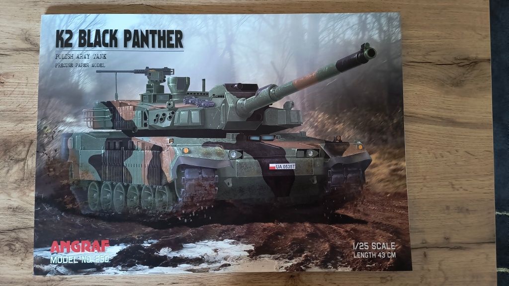 Model kartonowy K2 Black Panther