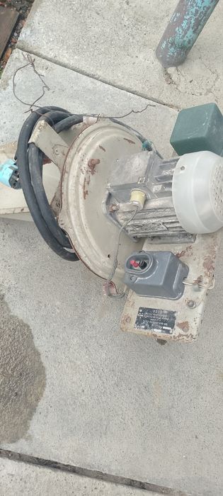 зернодробілка для дому моле любе зерно звоніть будемо раді