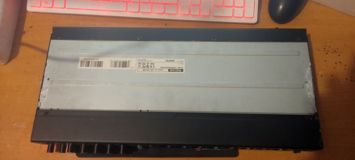 Звукова карта TASCAM US 16x08