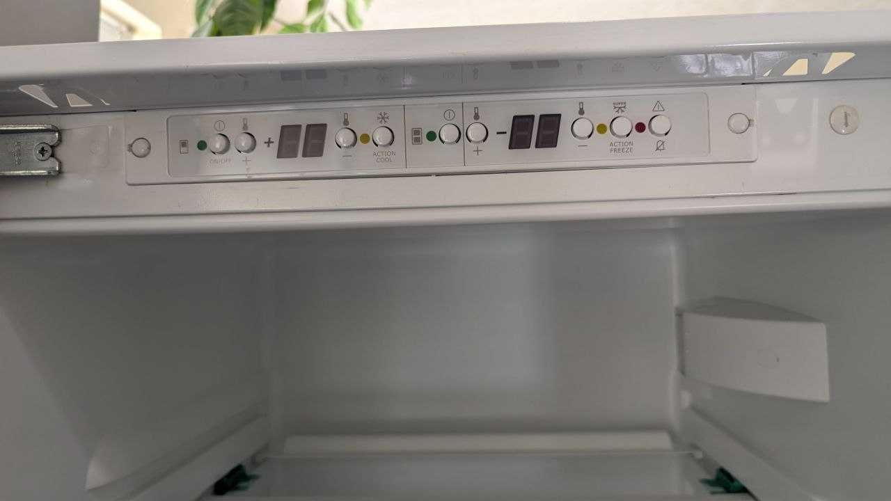 Продам вбудований холодильник Electrolux ERG 29700