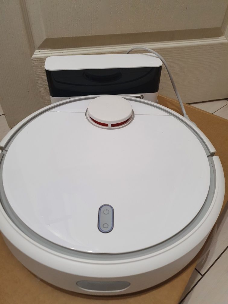 Робот-пылесос Xiaomi Mi Robot Vacuum Cleaner LDS (SDJQR01RR)