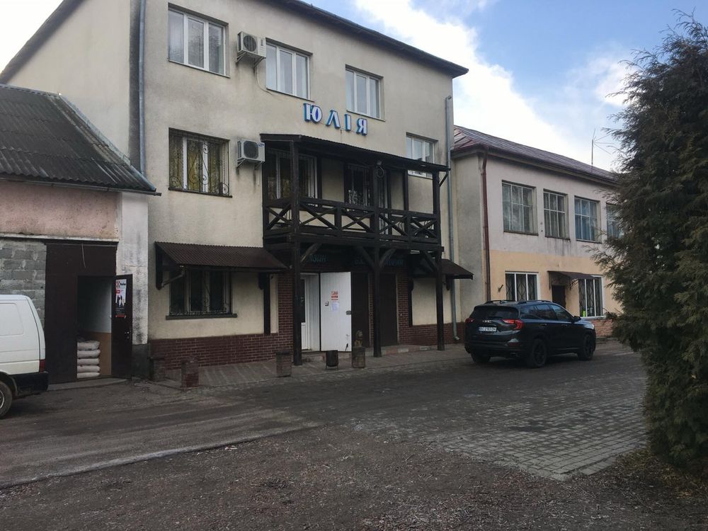 Продаж приміщення комерційної нерухомості