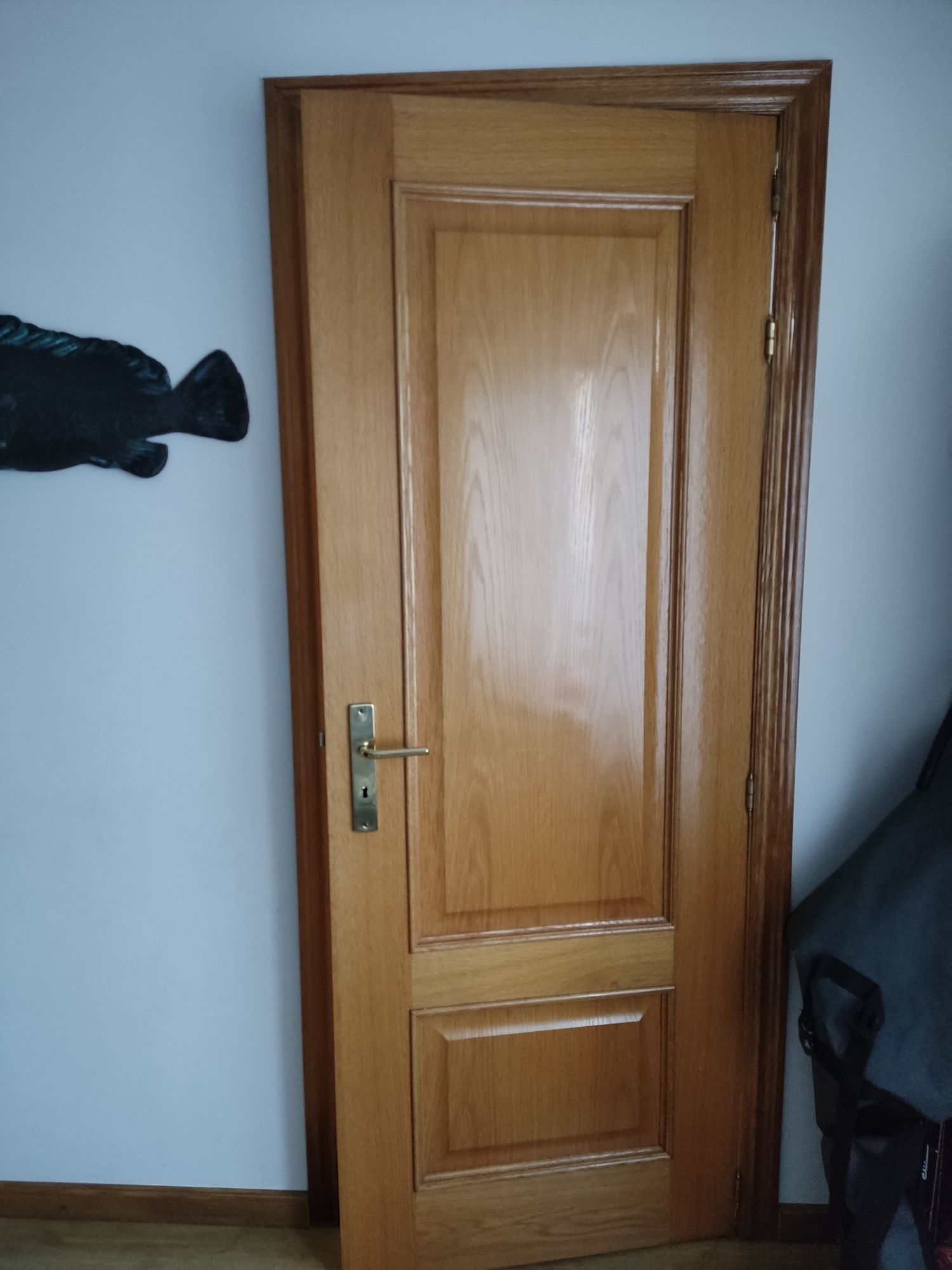 3 portas interiores em madeira cor carvalho