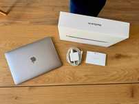 Apple Macbook Air M1 13,3
Stan idealny, kondycja baterii 100%