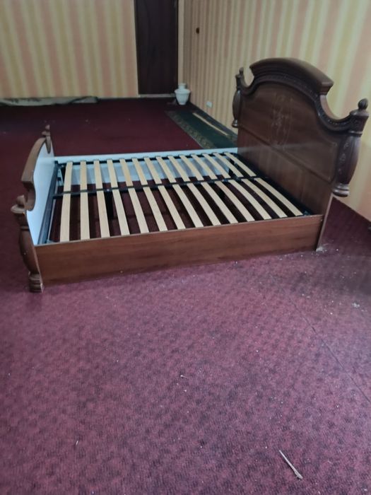 Продам кровать двуспальная