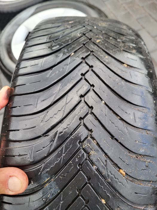 Alufelgi 5x112 16' Skoda VW Audi  opony wielosezon 215/60/16
