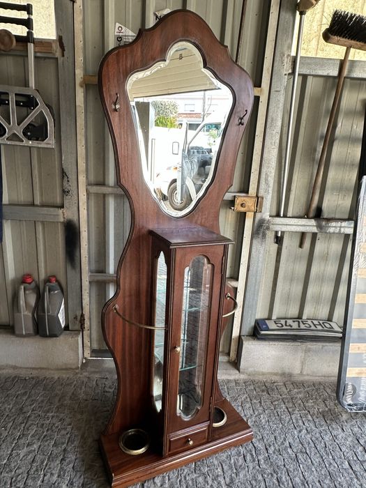 Bengaleiro vitrine usado