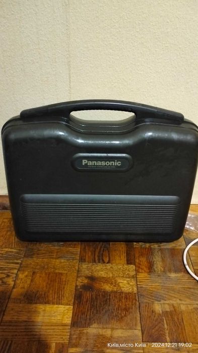 Відеокамера Panasonic M10 Hi-Fi stereo