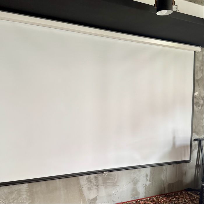 Екран для проектора