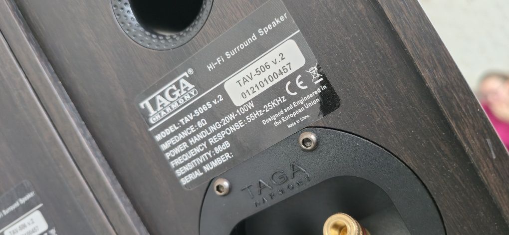 Kino domowe. Wzmacniacz ONKYO i 5 głośników TAGA