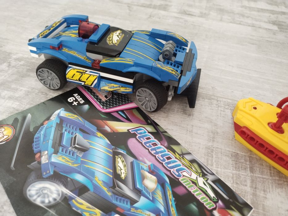 Радіокерована машина конструктор на пульті Pegasus meteor